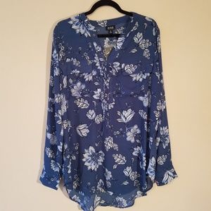 NWT A.n.a Floral Scoop Bottom Flowy Blouse